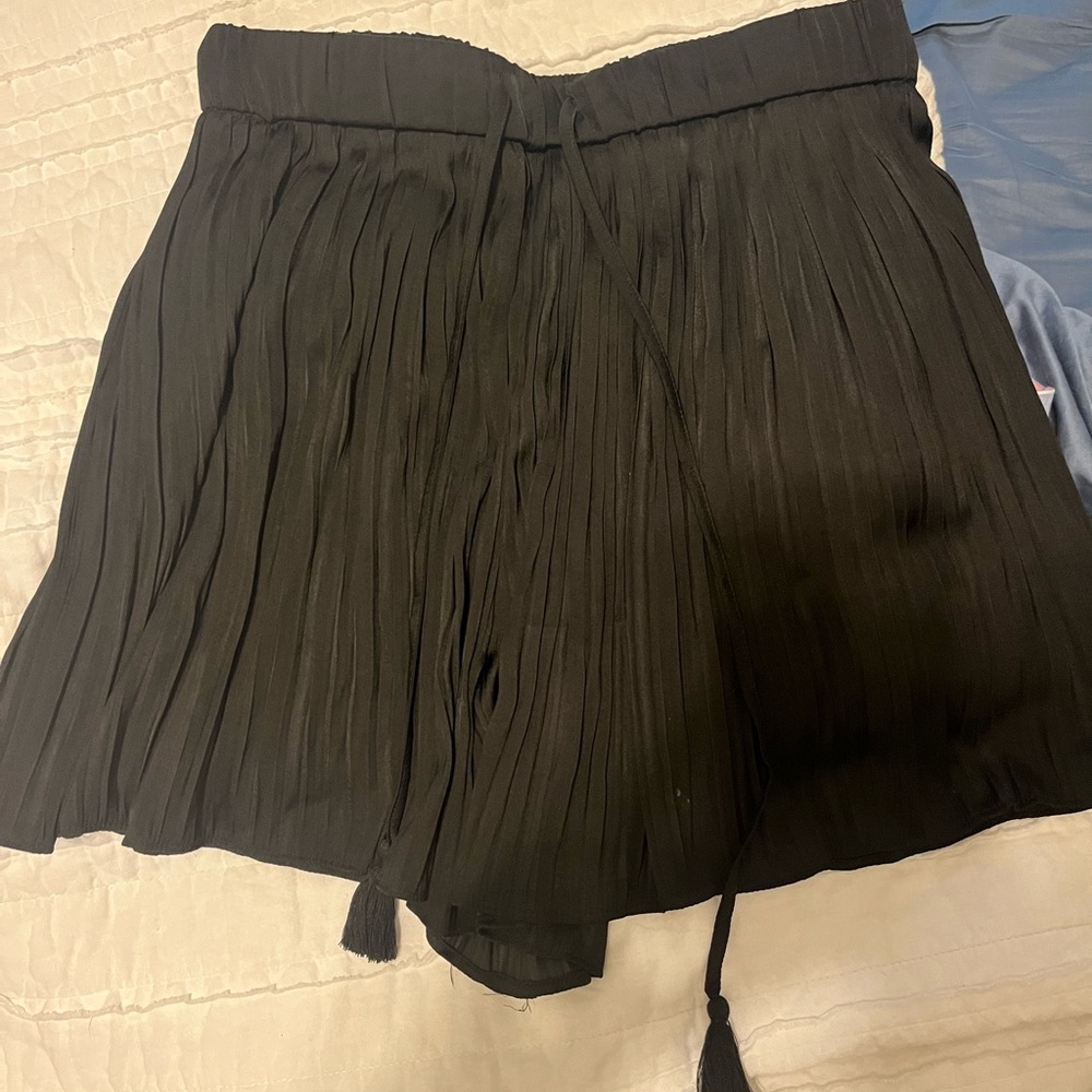 Zara Small black silk holiday shorts